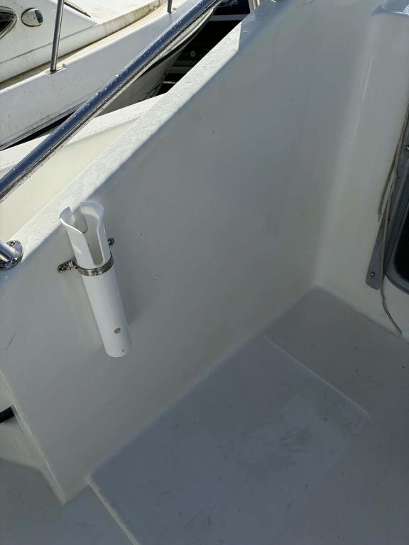 QUICKSILVER 640 CABINE