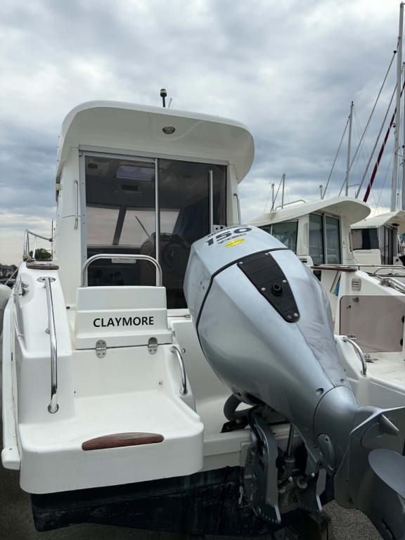 B2 Marine Cap Ferret 722T